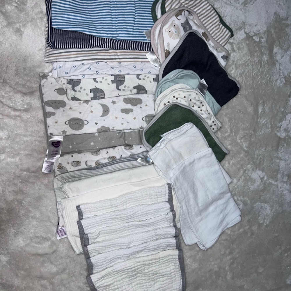 25 Pc Baby Burp Cloths , 8 bibs